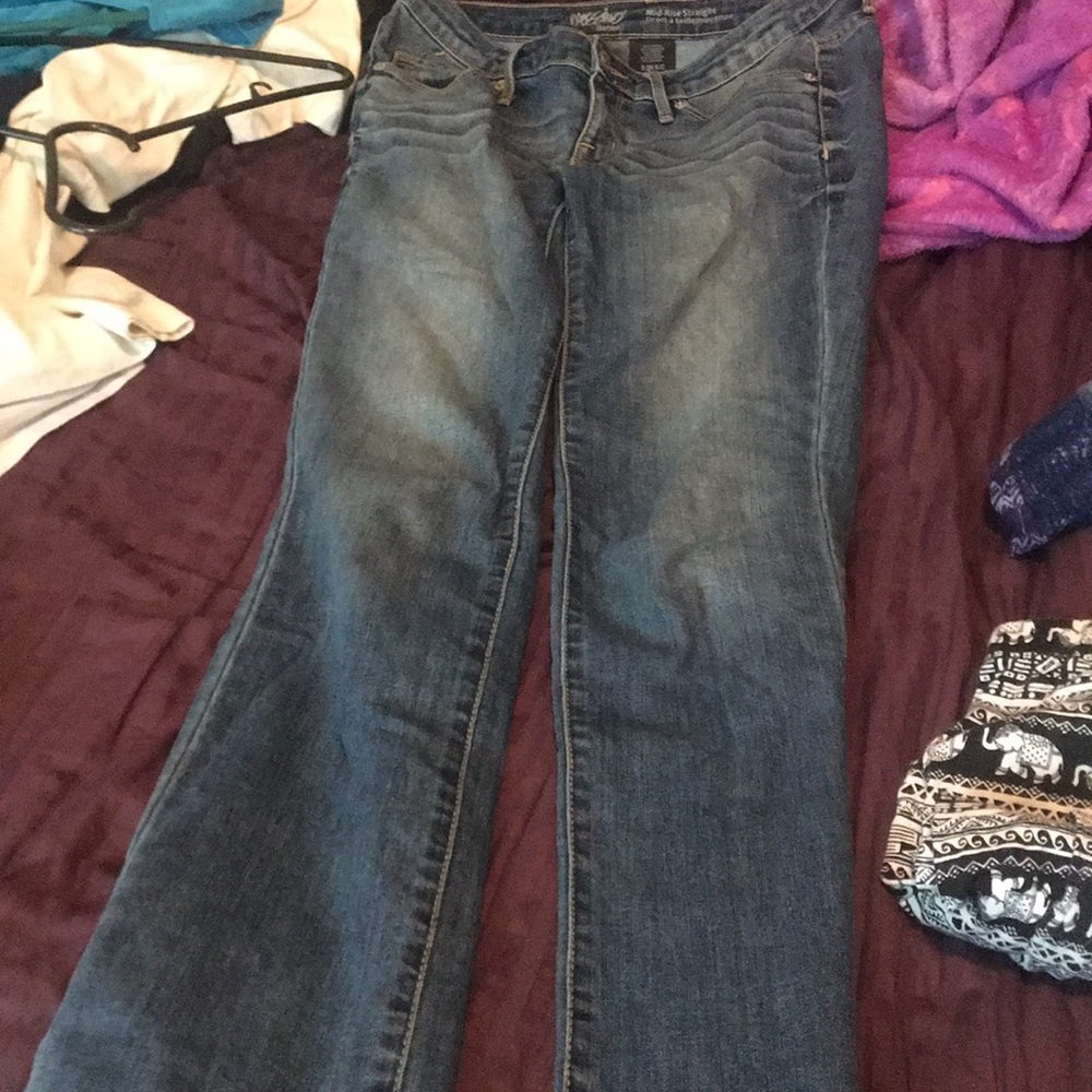 Mid rise jeans